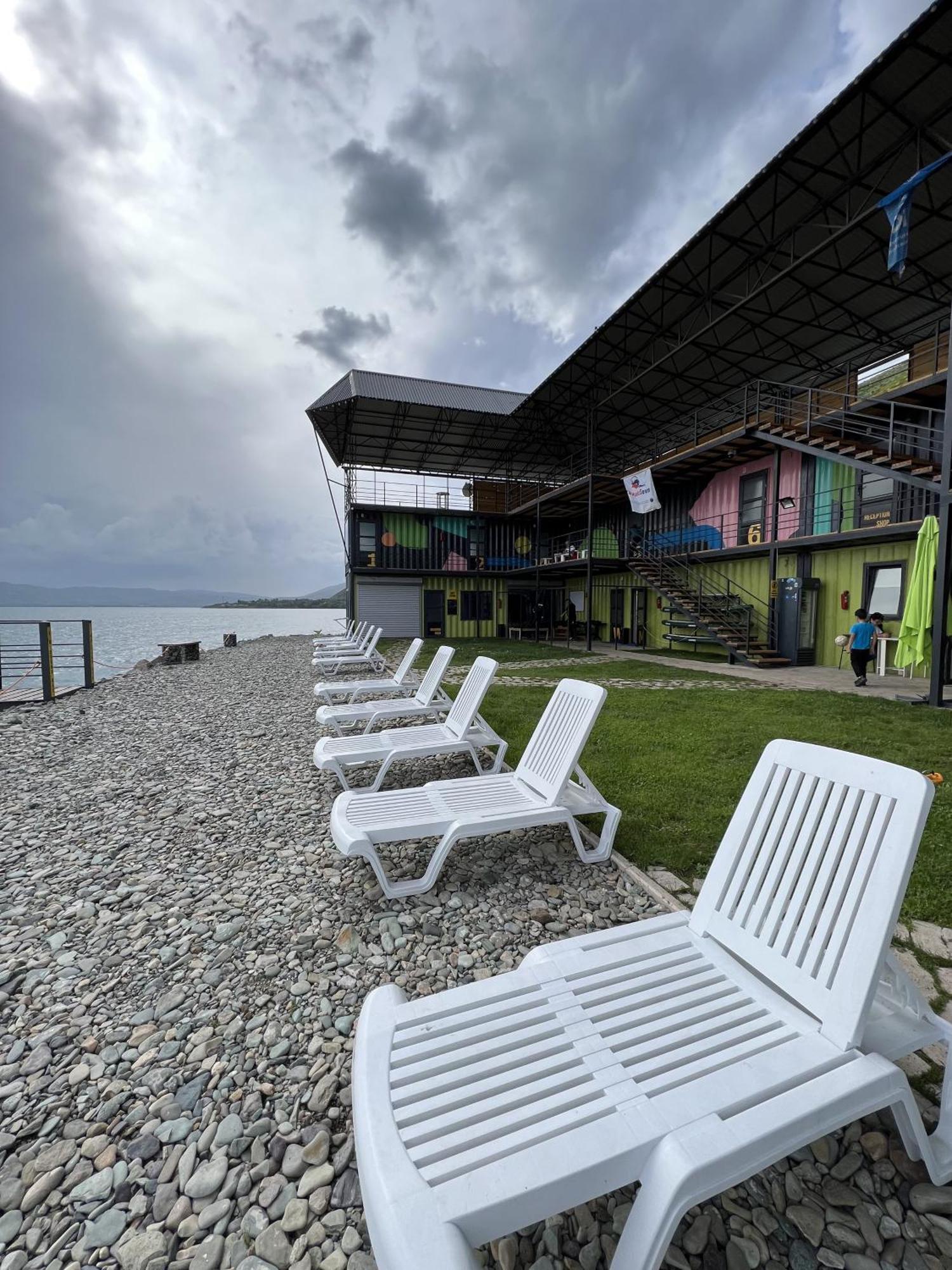Altitude 1900 Dive Resort Chambarak Exterior foto